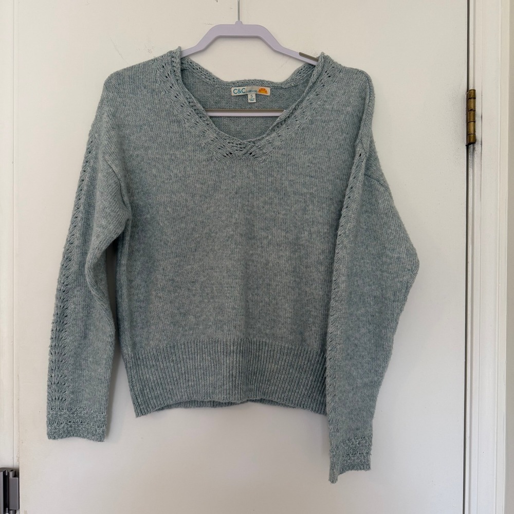 C&C California Blue Heathered V Neck Knit Sweater Womens Size S Lace Detail